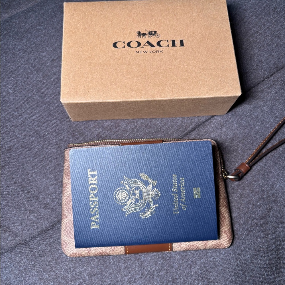 Coach Brown Leather Wallet with Monogram Design - Picture 6 of 7